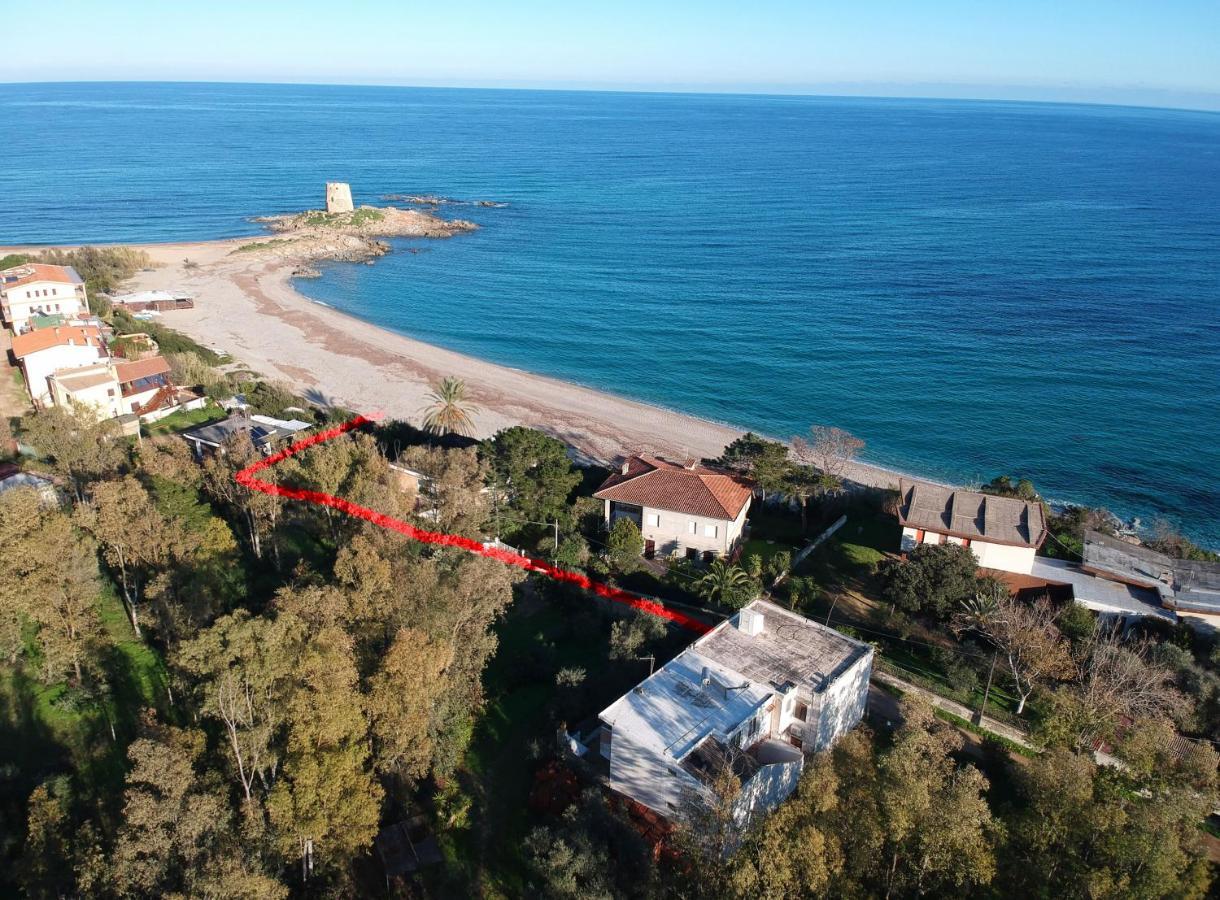 Appartamento Al Mare Via Delle Mimose Бари-Сардо Экстерьер фото